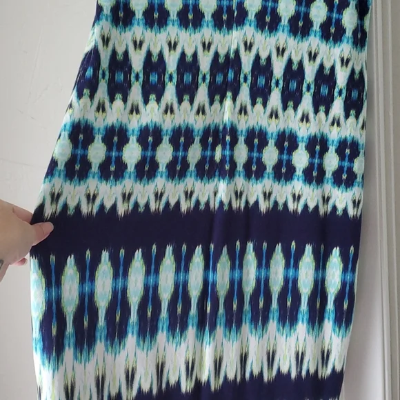 Fitted Tribal printed bodycon dress - Picture 5 of 5